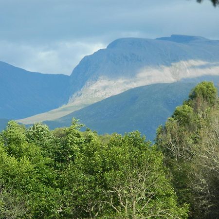 Tom Beag - Ben Nevis View Rooms Fort William Exteriör bild