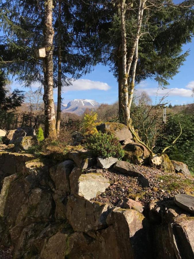 Tom Beag - Ben Nevis View Rooms Fort William Exteriör bild
