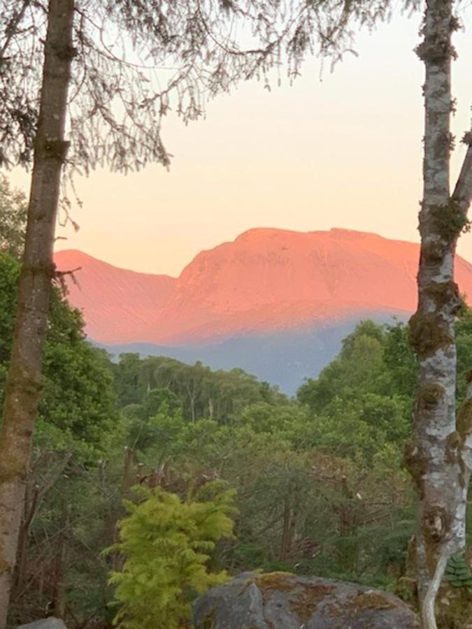 Tom Beag - Ben Nevis View Rooms Fort William Exteriör bild